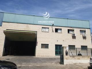 Lloguer Nau industrial en Rivas Futura. Nave de esquina totalmente diafana en perfecto estado