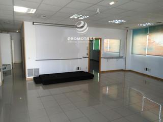 Lloguer Local Comercial  Electrodo. Local comercial de esquina apto para comercio y oficinas