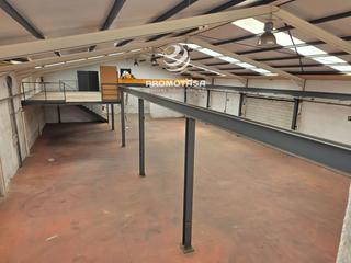 Miete Fabrikhalle in Zona Industrial. Nave industrial con puente grua de 10 tn