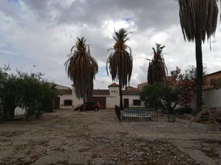 Casa a Santa Olalla. No cobramos honorarios al comprador. trato directo con la propie