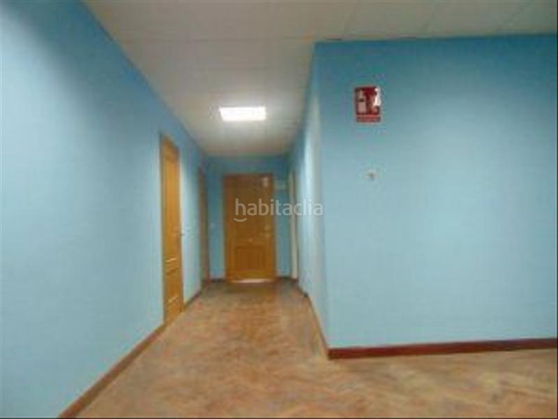 Foto 4125ec6c-1e4e-4a48-99c5-2a0935c420a6. Miete büro mit heizung in Alcázar de San Juan