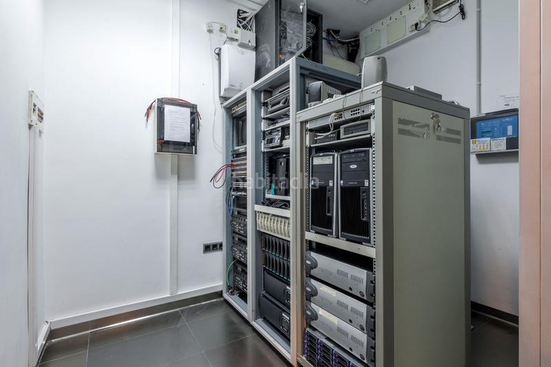 Foto 9a40b6a4-4a6e-42fb-8b5e-7cb73c907561. Àtic amb calefacció aparcament a Simancas Madrid