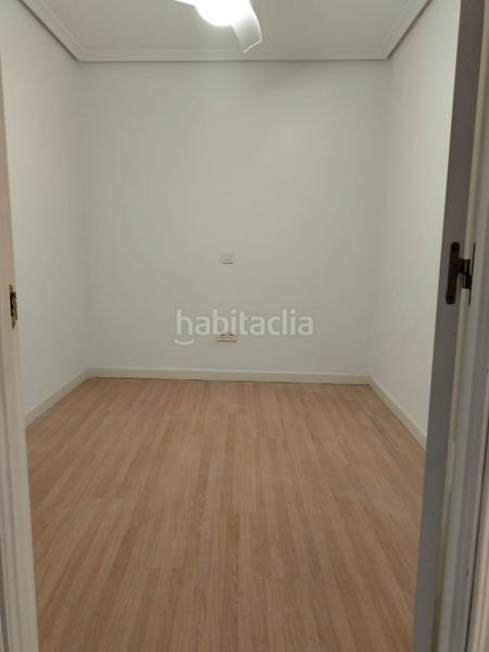 Foto c16e1ee3-b4f9-4416-963b-4f07740f7e0f. Location appartement avec chauffage dans Sol Madrid