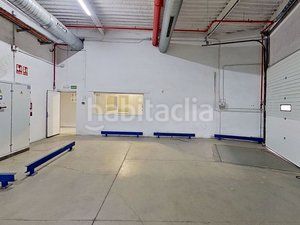 Foto 5a700d97-fd7f-487f-9fd8-6800b5ccc800. Affitto capannone industriale con riscaldamento in Borox