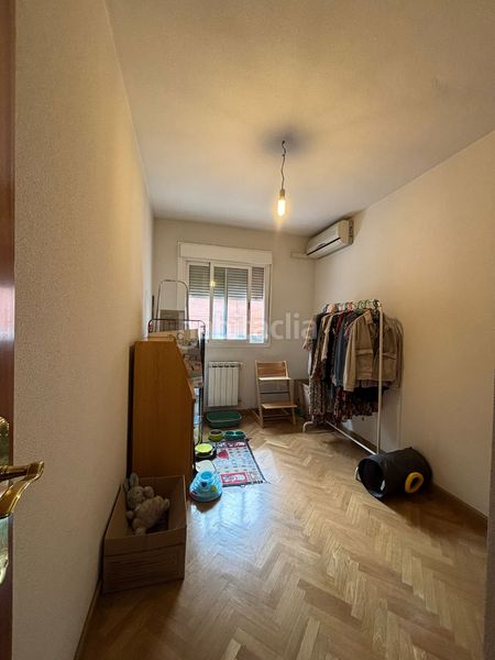 Foto 3b41cf2b-cddb-423e-bf26-85a5af0df8b1. Piso no cobramos honorarios al comprador. trato directo con la propiedad, total transparencia. impuestos y gastos no incluidos. en Madrid