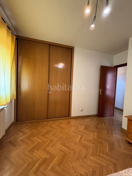 Foto d013a9f5-3547-488b-a5ab-120925ec5a80. Piso no cobramos honorarios al comprador. trato directo con la propiedad, total transparencia. impuestos y gastos no incluidos. en Madrid