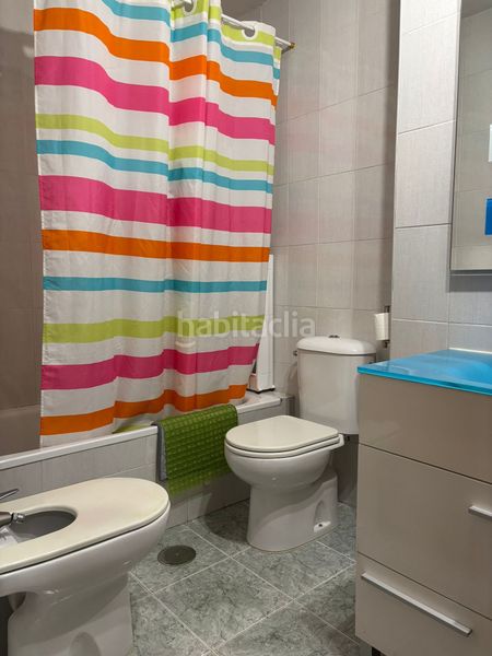 Foto d382717b-183f-4050-a460-21dd2c4c4cb2. Piso no cobramos honorarios al comprador. trato directo con la propiedad, total transparencia. impuestos y gastos no incluidos. en Madrid