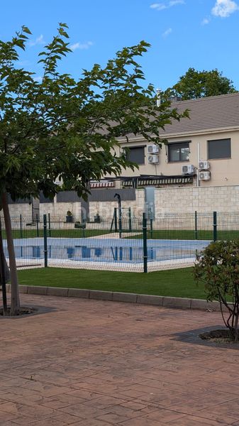 Foto 2163876f-a9c3-4ce0-a89a-2f253650d925. Casa adossada amb calefacció piscina a La Montaña - El Cortijo Aranjuez