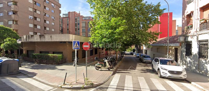 Foto 3b1d1724-ff10-4522-b9a8-23c57b2e96fe. Aparcament cotxe a Acacias Madrid