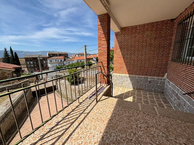 Foto e43c3d94-3d9d-4e1a-9721-b2d74c81aa98. Xalet amb xemeneia calefacció piscina a Barraco (El)