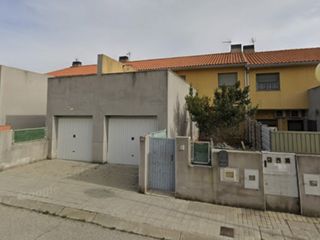 Casa adossada a Ventas de Retamosa (Las). Chalet procedente de entidad bancaria