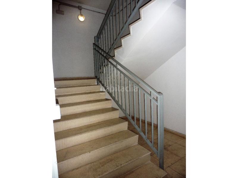 Foto 4be4009a-bc3f-4d9d-8af4-c3375168a249. Lloguer aparcament cotxe a siete ojos 6 a Zona Renfe Alcorcón