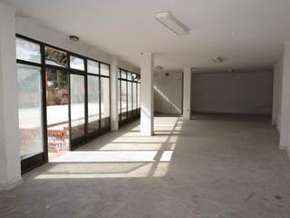 Miete Geschäftsraum in La Dehesa - El Pinar. Naveoficina para cualquier tipo de negocio