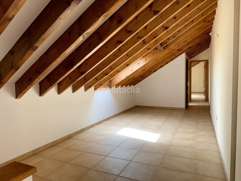 Foto 78a23ee6-8c59-4044-a590-0a6c547474e0. Duplex dans Centro Navalcarnero