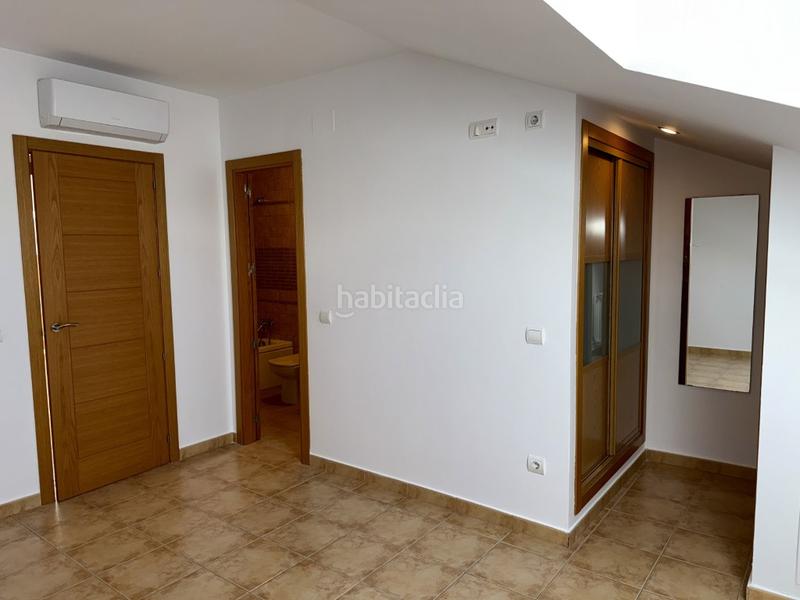 Foto 87ead0ad-1edc-4ac6-b77f-8f69242a0192. Duplex with parking in Centro Navalcarnero