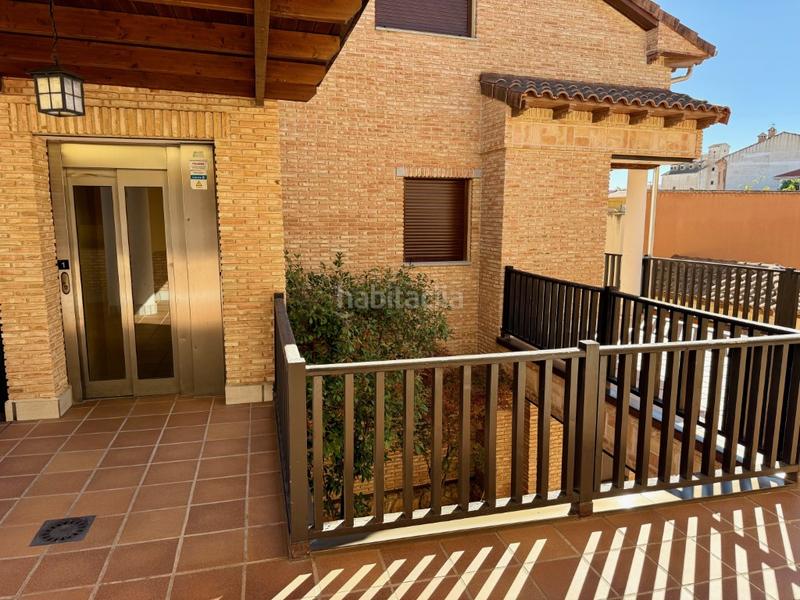 Foto 947cb21e-ead3-4e5d-83be-d1bc6c15d345. Duplex with parking in Centro Navalcarnero