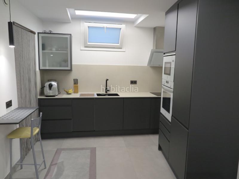 Foto a5477905-2c44-41ab-8b35-dea2ec4022bb. Bâtiment à usage industriel dans Centro Navalcarnero