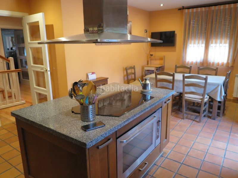 Foto 0e52e420-7f01-45ba-b38c-d8a0a4026c0a. Xalet a Covadonga - Los Manzanos Navalcarnero