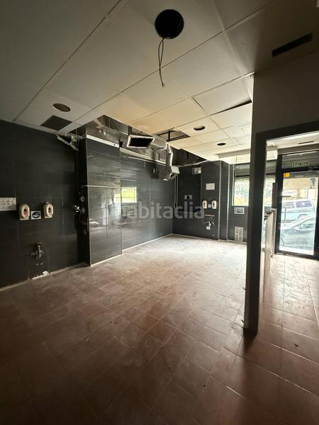 Foto b0c5847b-c514-4f8e-83a0-2b14b2d98b46. Lloguer local comercial a kalamua kalea 6 a Las Arenas Getxo