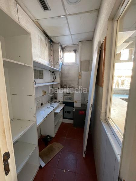 Foto 9a01f15e-d01c-4140-a3ab-5f85b1764a9e. Alquiler local comercial en avenida del doctor martín vegue ja?denes 17 local comercial de esquina en enclave estratégico en Leganés