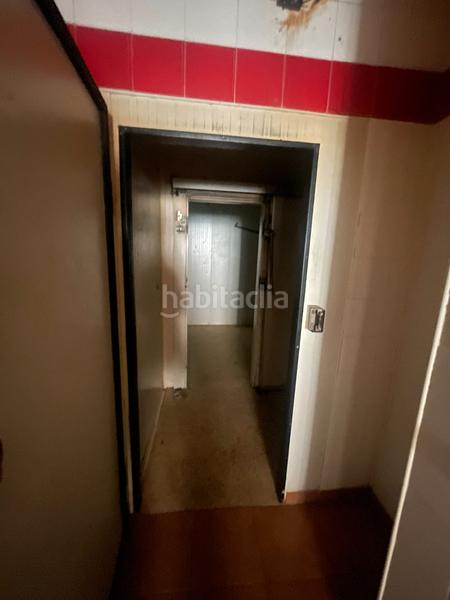 Foto 2c58ce36-4a7f-4978-831e-11cd4d089ada. Location local commercial dans avenida de las provincias 16 dans Fuenlabrada