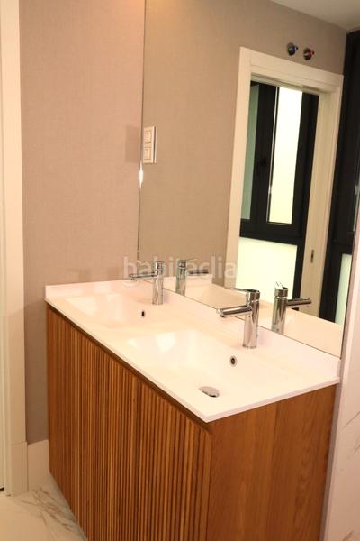 Foto 0b6f7d17-c3df-4af8-a4de-252863204911. Appartement dans calle de evaristo san miguel 9 dans Madrid