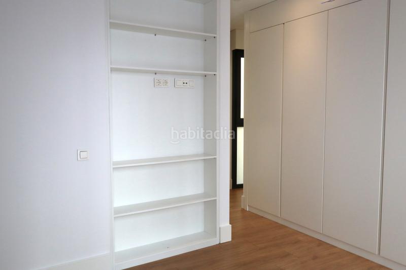 Foto 279364e8-db2d-4cda-9813-2dc9e105a0f9. Appartement dans calle de evaristo san miguel 9 dans Madrid