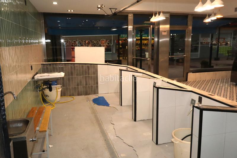 Foto fdf53e8c-e45e-4195-956c-e1bde55f1629. Business premise in calle leopoldo alas clarín 47 in Madrid