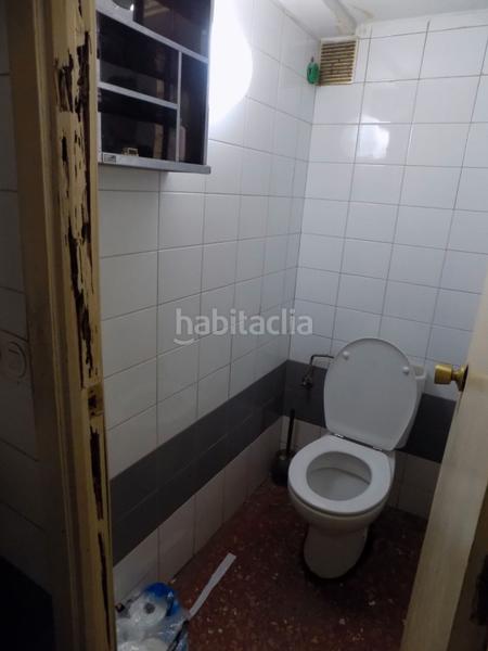 Foto 0a3793e5-c616-4021-a5a9-f42ceb8d7d95. Local comercial a calle leopoldo alas clarín 47 a Madrid