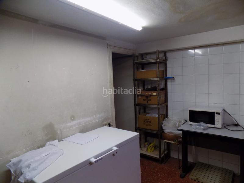 Foto adbf5f52-6fa4-41fd-9553-6ad8bca8092f. Local comercial a calle leopoldo alas clarín 47 a Madrid