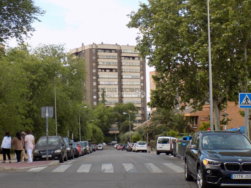 Foto 46a986e5-32f9-4473-8d3f-8821d623ff63. Locale commerciale in calle leopoldo alas clarín 47 in Madrid