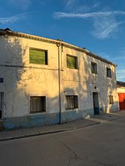 Semi detached house  Calle calvario 9. Casa para rehabilitar