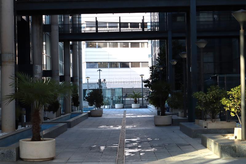Foto b7a360e5-c1f0-417d-aa61-c8a968cb72e5. Alquiler oficina en avenida de manoteras 8 en edificio de oficinas en Madrid
