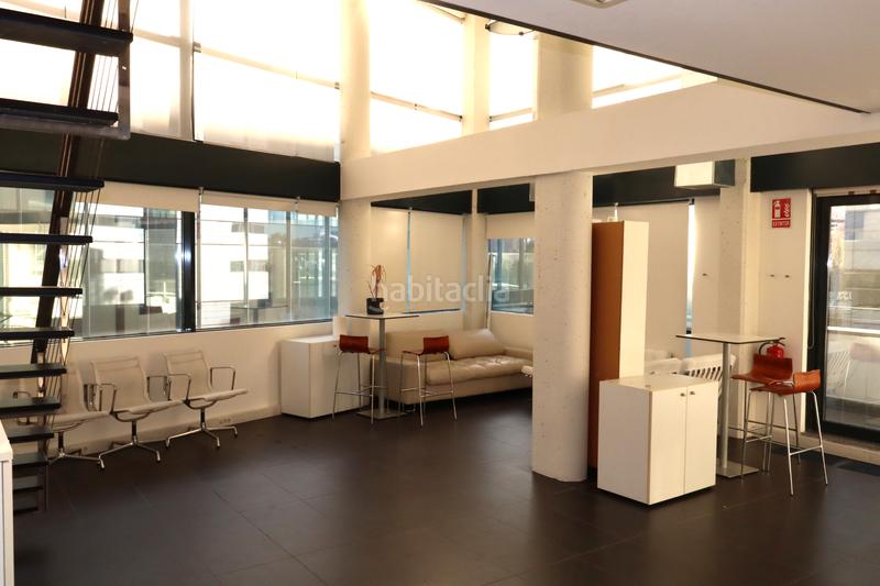 Foto 18e4ca68-d777-45a5-9eec-2a6b5f774044. Location bureau dans avenida de manoteras 8 dans Virgen del Cortijo-Manoteras Madrid