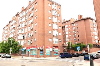 Flat in Calle de Puente la Reina