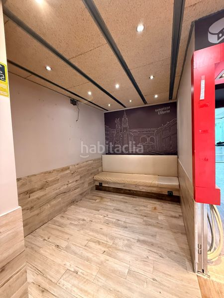 Foto f8f9f1ff-28c1-40ec-b474-754d0b1f4483. Rent business premise in pintor aurelio verá-fajardo kalea 2 in Vitoria - Gasteiz