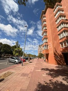 Foto e966b71d-9aa1-4b08-bd4f-da34ebba2564. Affitto locale commerciale in pintor aurelio verá-fajardo kalea 2 in Vitoria - Gasteiz
