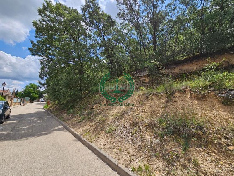 Foto e6a183a2-b5df-45f2-b832-b12e63408363. Terreno residencial parcela en venta en Guadalix de la Sierra