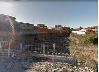 Terrain résidentiel à Uceda. En venta terreno urbano en uceda guadalajara