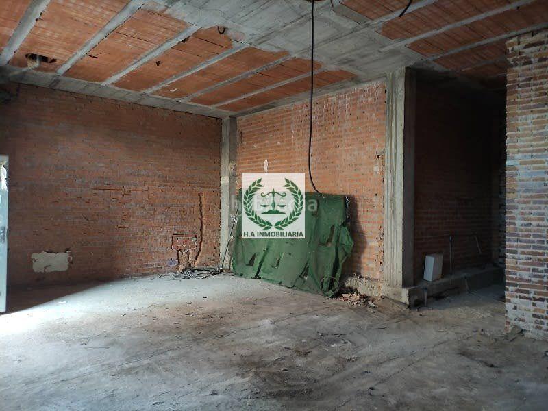 Foto a132ee6b-f8f9-46ec-8ac0-33103a6a7ba7. Business premise in Pedrezuela