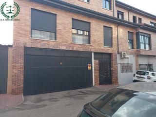 Parking coche en Pedrezuela. Se venden plazas de garaje   desde 2.000