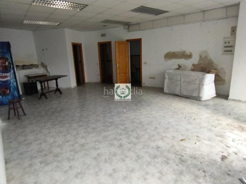 Foto b781cd20-741c-4f97-96d4-63854e22d188. Lloguer local comercial a Pedrezuela