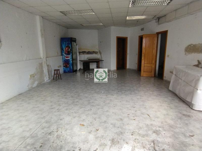 Foto e31c792f-fec7-49d2-91a7-15485ad498e3. Location local commercial dans Pedrezuela