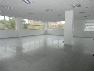Lloguer Oficina a Dehesa Vieja-Puente Cultural. Oficina local en alquiler
