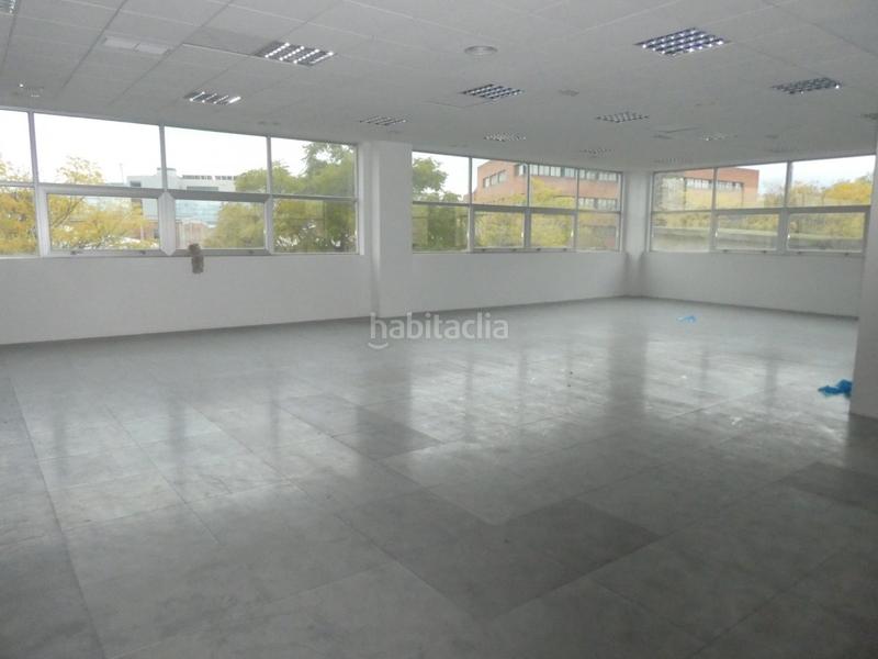 Foto 59c1f36d-6ef9-4183-a7cd-93d5237cea4b. Miete büro in Dehesa Vieja-Puente Cultural San Sebastián de los Reyes