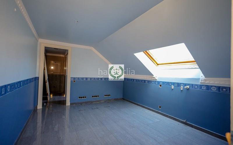 Foto 11901946-dfe7-489d-be02-92d5c9798d73. Xalet amb calefacció aparcament a urbanización La Moraleja La Moraleja