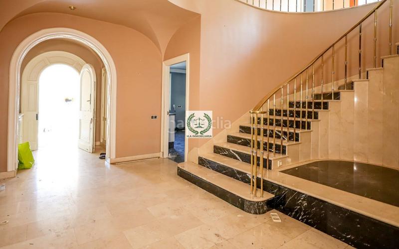 Foto 48fd2f22-c859-41eb-b767-d1a9d4270493. Xalet amb calefacció aparcament a urbanización La Moraleja La Moraleja