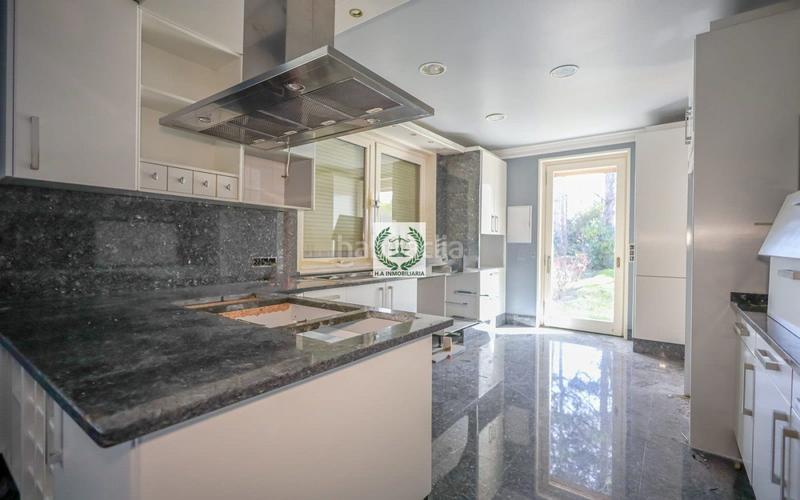 Foto ac22e76e-f819-4e37-8d60-7c91ec6e247d. Xalet amb calefacció aparcament a urbanización La Moraleja La Moraleja