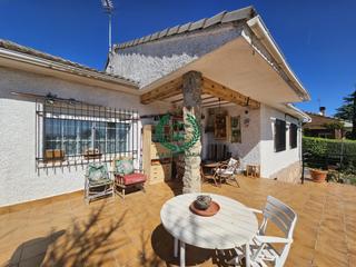 Xalet a Pedrezuela. Chalet independiente en venta pedrezuela