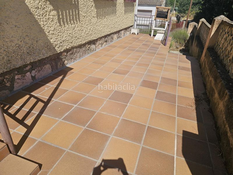 Foto 598a7671-4e99-430e-b6f0-bf413a5fafc9. Chalet mit heizung parking in Pedrezuela